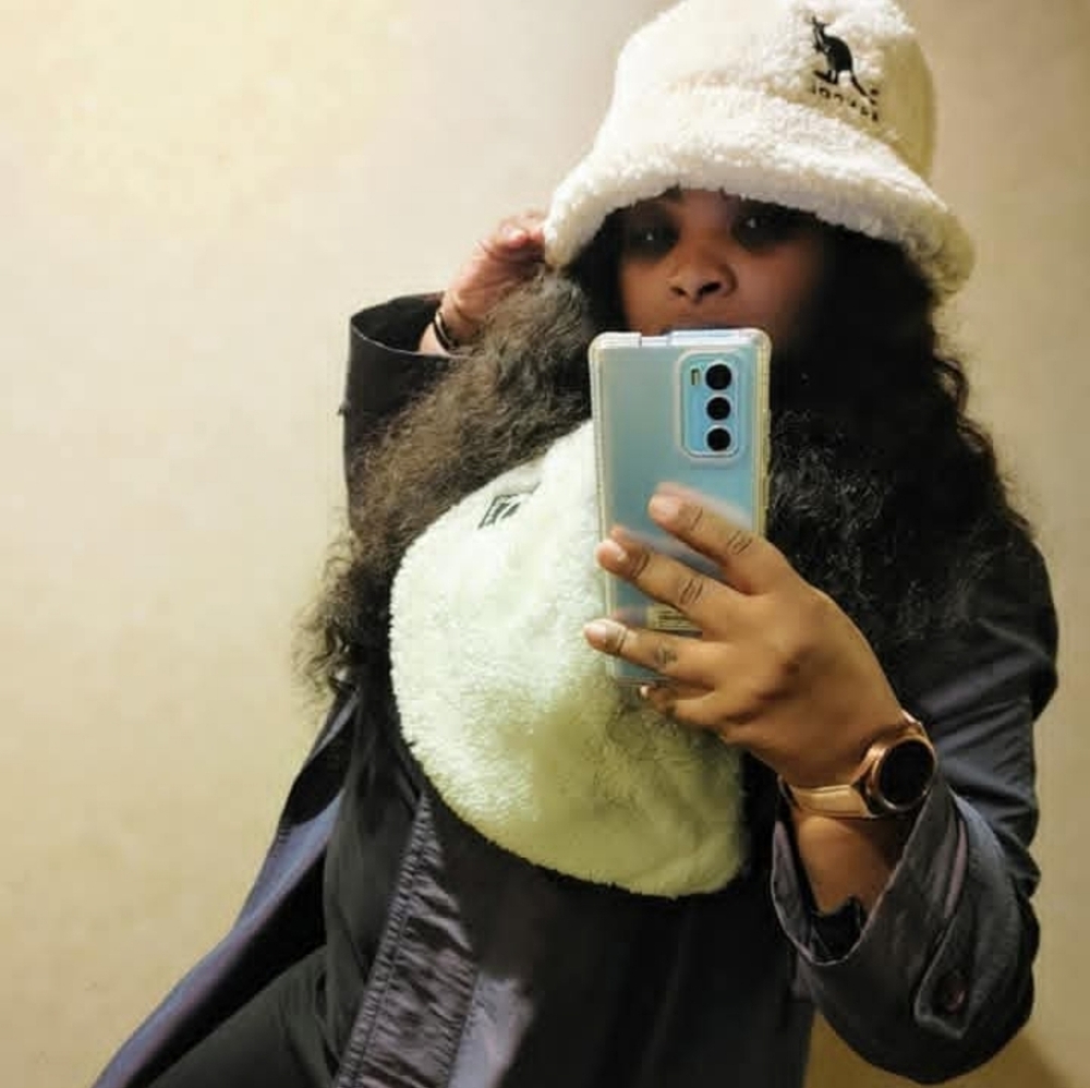 Kangol X H&M Faux Sherpa/ Teddy Bucket Hat and Crossbody/ Belt Bag!
